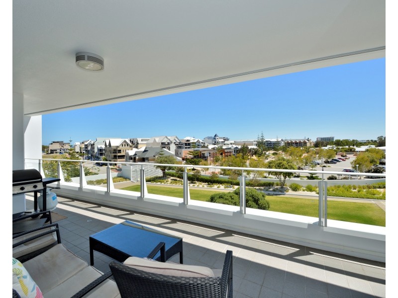 405/5 Marco Polo Drive, Mandurah WA 6210