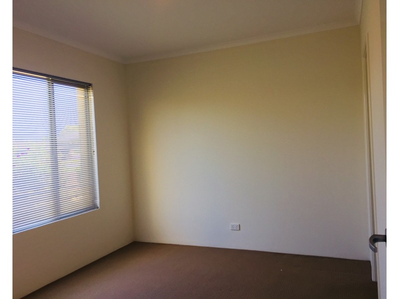 9-4 Lefroy Street, Mandurah WA 6210