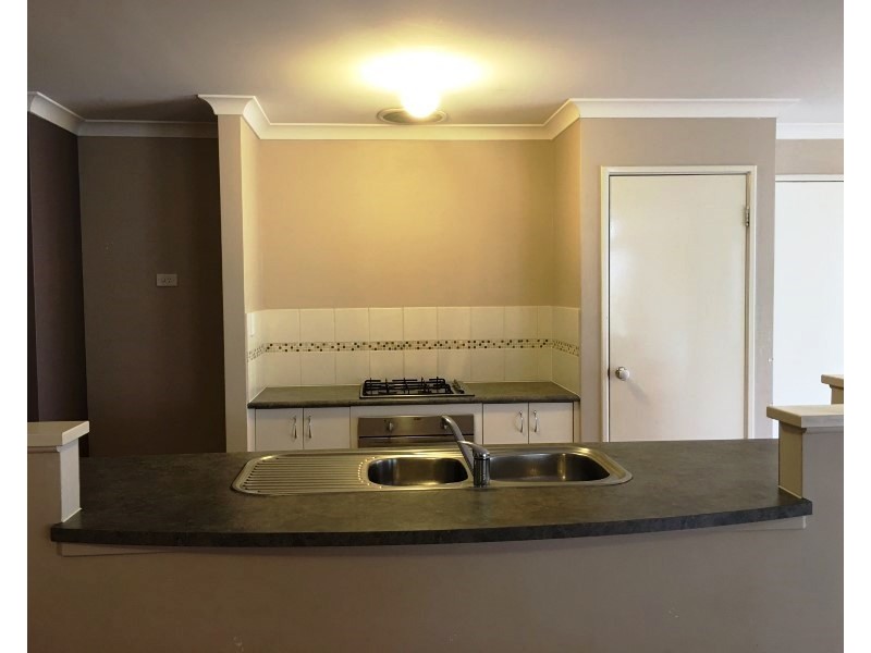 44 Camden Way, Meadow Springs WA 6210