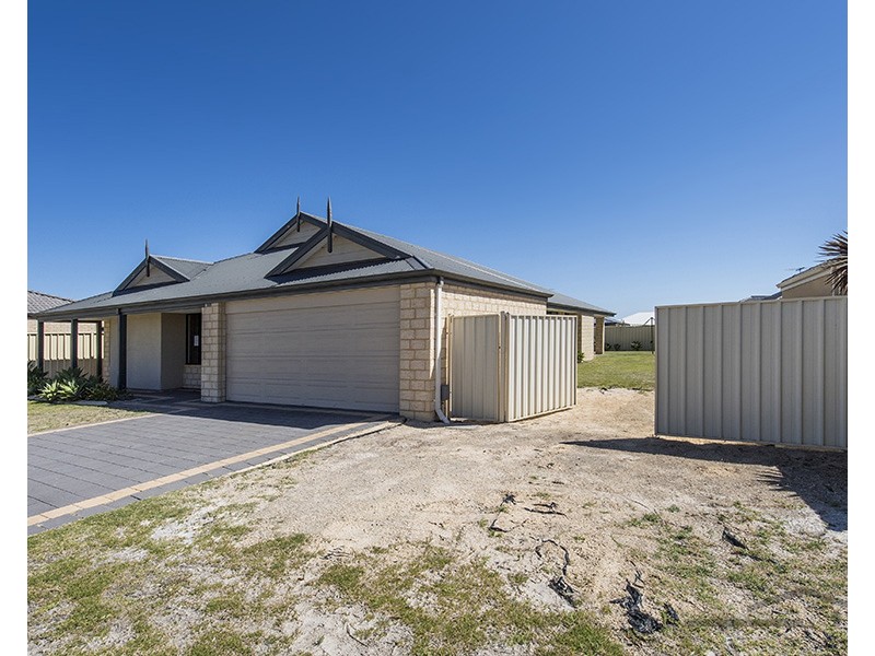 19 Wells Road, Pinjarra WA 6208
