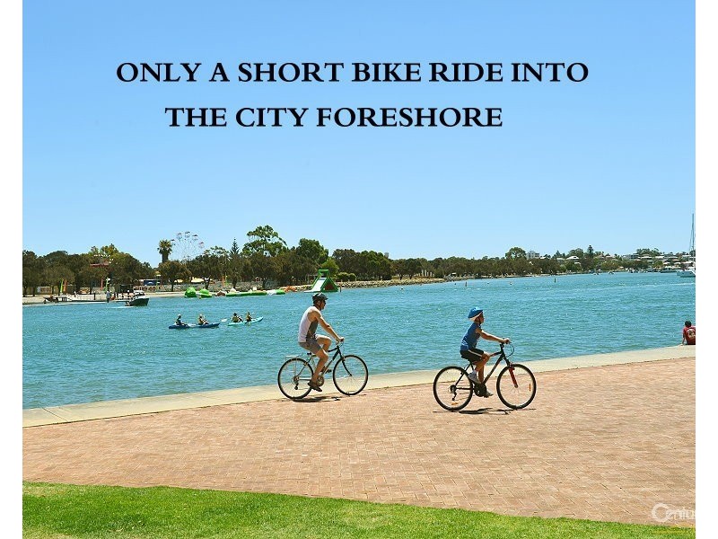 4 Maria Place, Dudley Park WA 6210