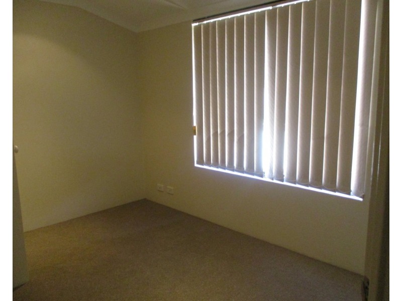 6 Pyrford Ramble, Erskine WA 6210