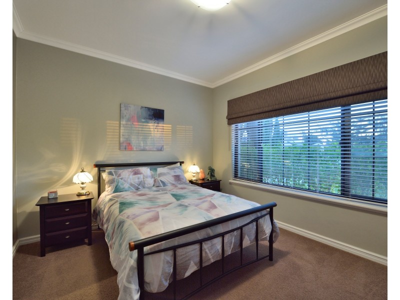15 Frederick Way, Wannanup WA 6210
