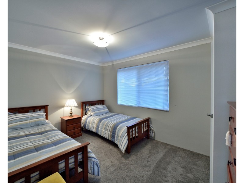 28 Bridgewater Boulevard, Erskine WA 6210