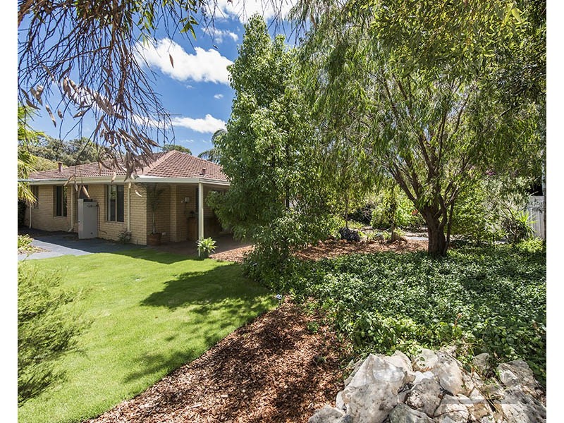 9 Adare Place, Coodanup WA 6210