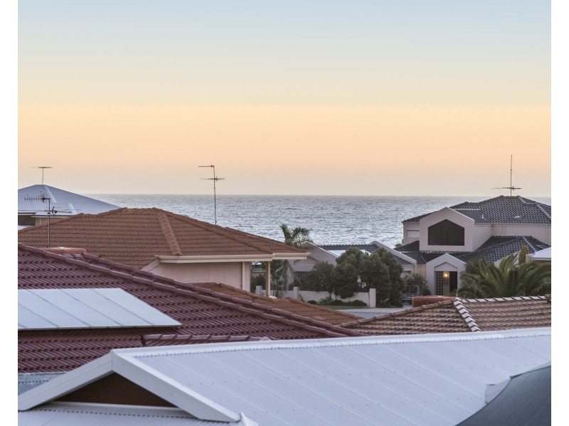 33 Leveque Loop, San Remo WA 6210