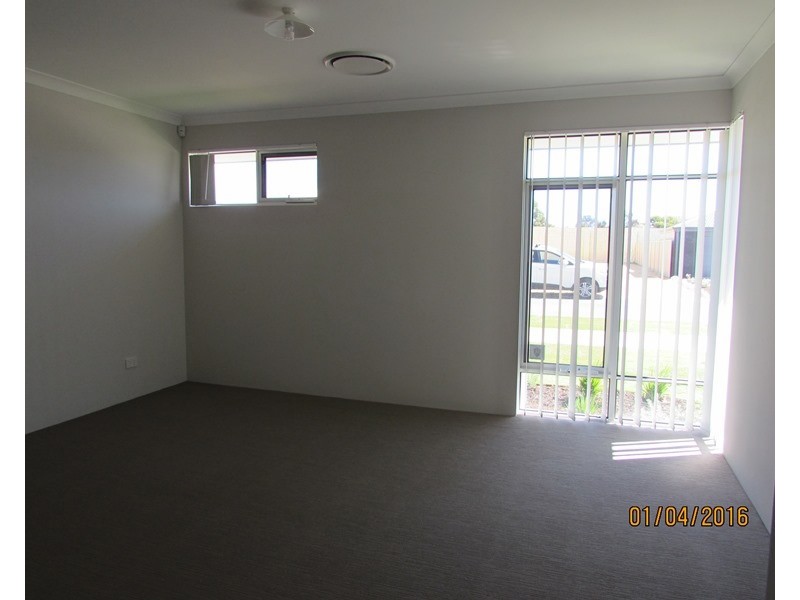 12 Fallow Street, Karnup WA 6176