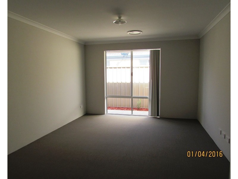 12 Fallow Street, Karnup WA 6176