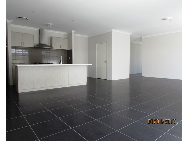 12 Fallow Street, Karnup WA 6176