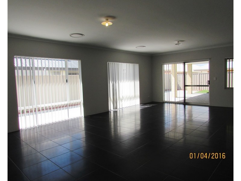 12 Fallow Street, Karnup WA 6176