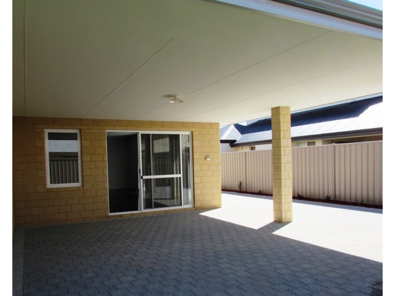 12 Fallow Street, Karnup WA 6176