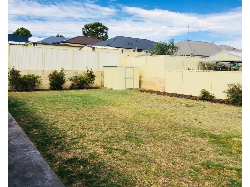 13 Cuballing Retreat, Dawesville WA 6211