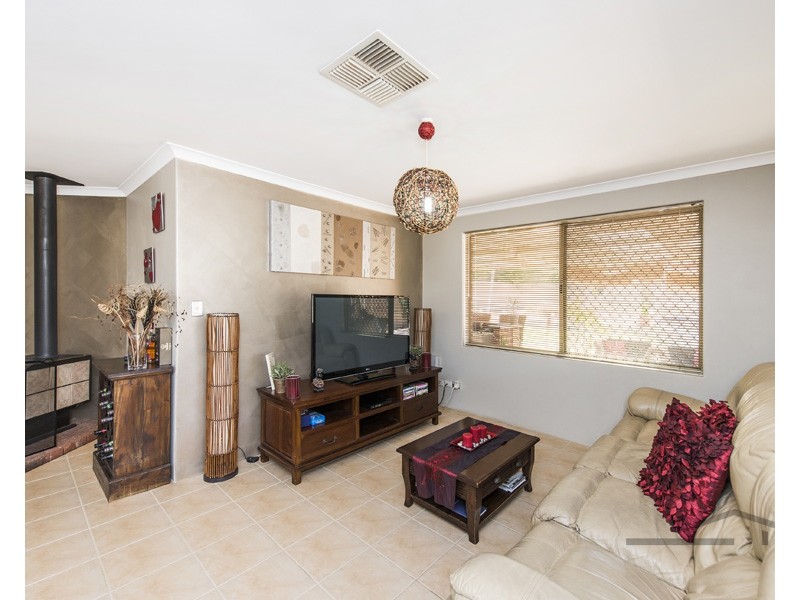 35 Casula Avenue, Coodanup WA 6210