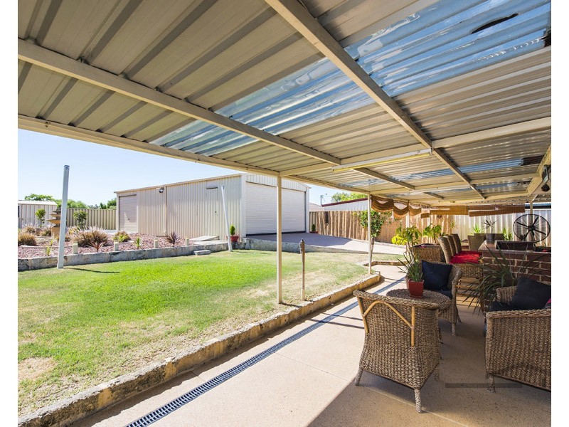 35 Casula Avenue, Coodanup WA 6210