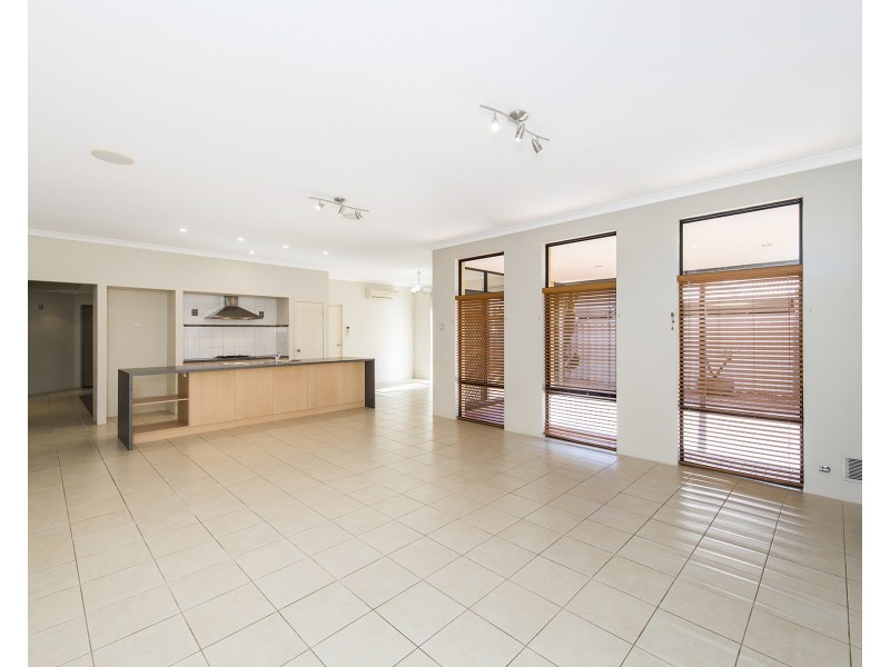 71 Nottely Crescent, Secret Harbour WA 6173