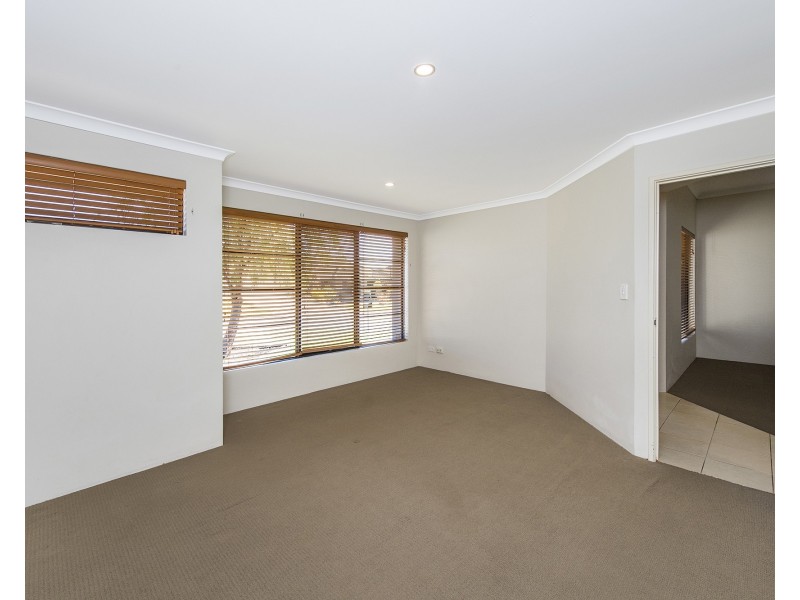 71 Nottely Crescent, Secret Harbour WA 6173