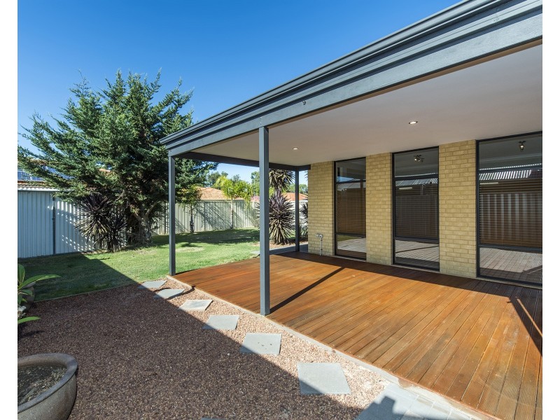 71 Nottely Crescent, Secret Harbour WA 6173