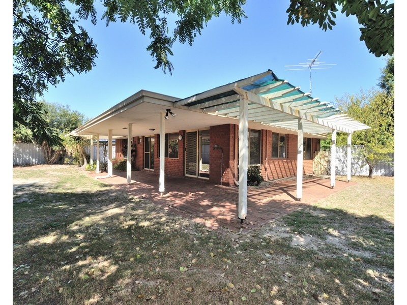 3 Feluga Court, Greenfields WA 6210