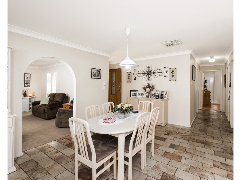 25 Sievewright Street, Silver Sands WA 6210