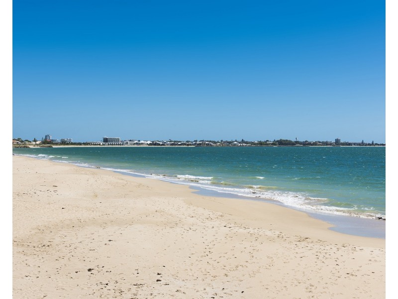 25 Sievewright Street, Silver Sands WA 6210