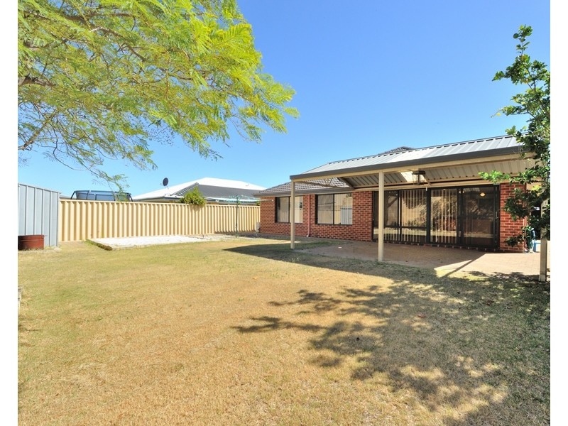 9 Fremont Crescent, Secret Harbour WA 6173