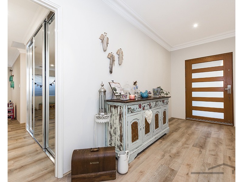 15 Watson Avenue, Coodanup WA 6210