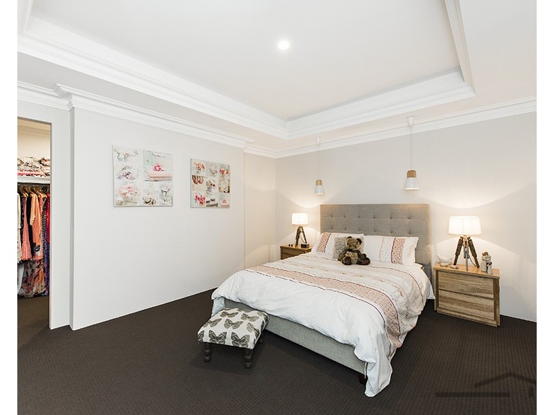 15 Watson Avenue, Coodanup WA 6210