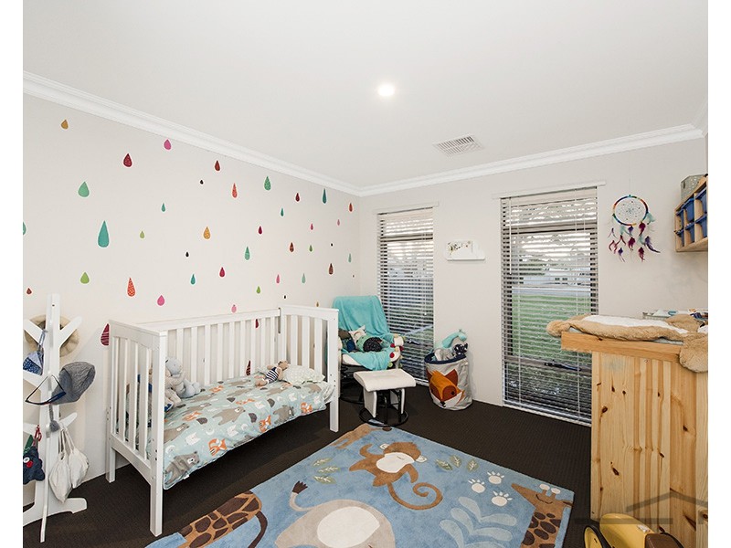 15 Watson Avenue, Coodanup WA 6210