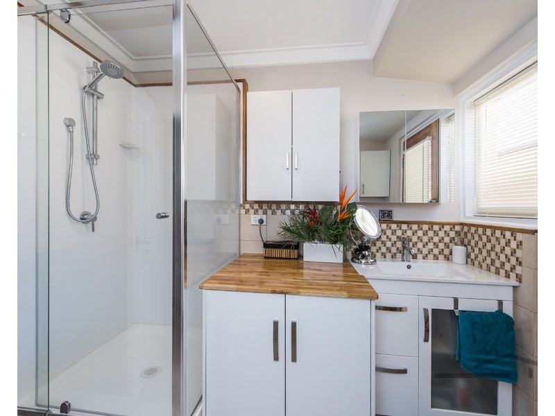 27 Blythwood Street, Dudley Park WA 6210