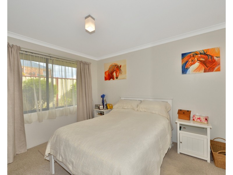 16 Peppertree Close, Wannanup WA 6210