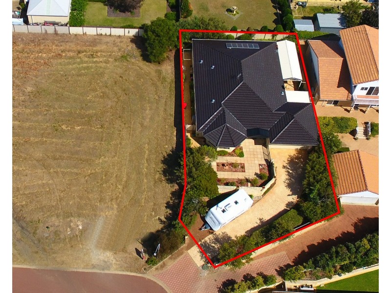 16 Peppertree Close, Wannanup WA 6210