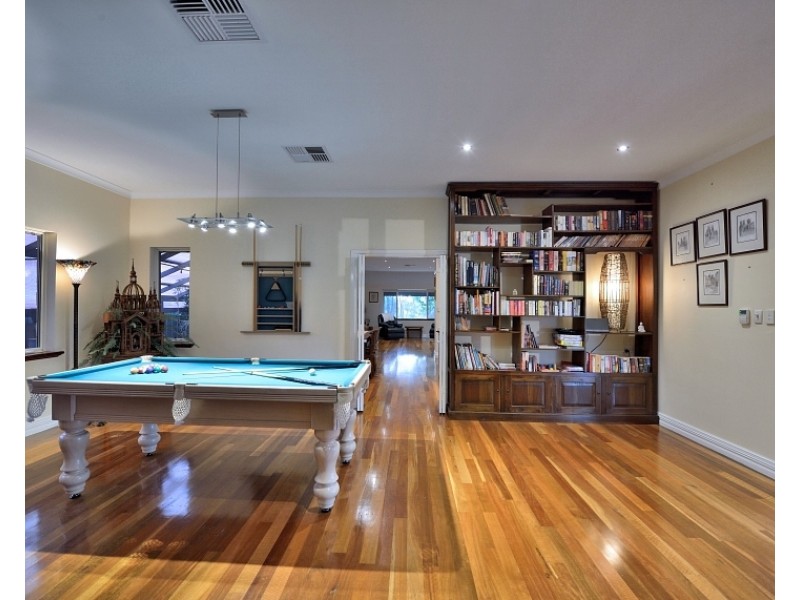 6 Ravenswood Road, Ravenswood WA 6208