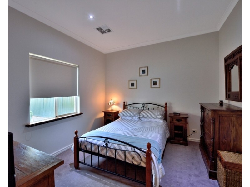 6 Ravenswood Road, Ravenswood WA 6208