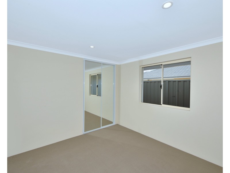 9 Marmora Vista, Dudley Park WA 6210