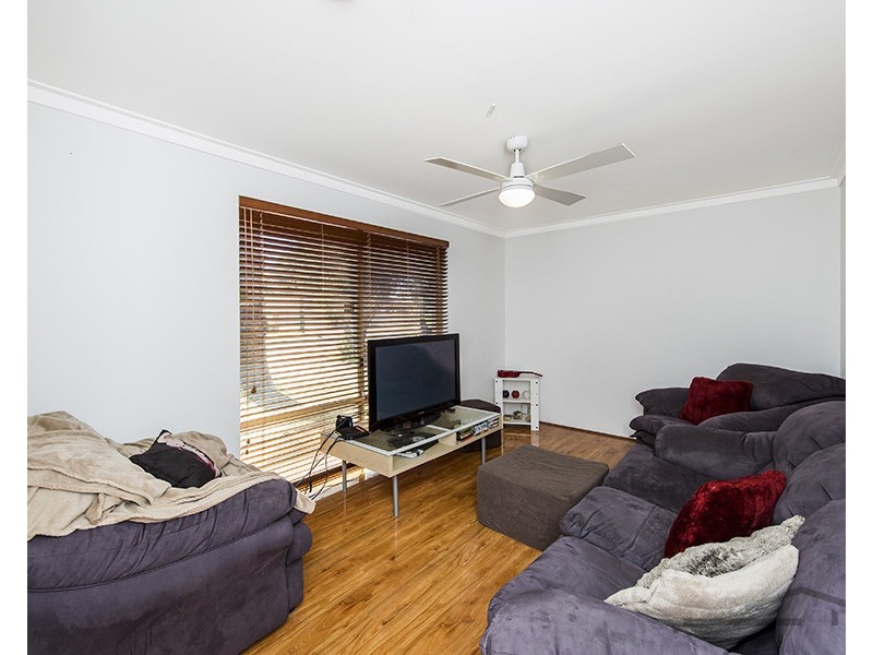 2 Warbrook Place, Coodanup WA 6210