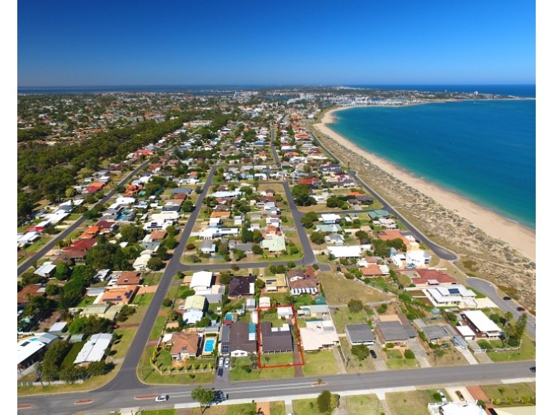 9 Orion Road, Silver Sands WA 6210