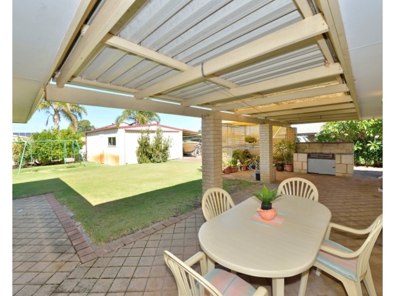 9 Orion Road, Silver Sands WA 6210
