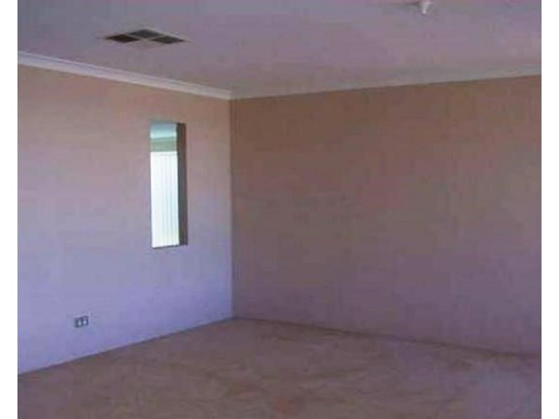 11 Mawson Grange, Lakelands WA 6180