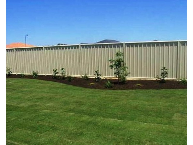 11 Mawson Grange, Lakelands WA 6180