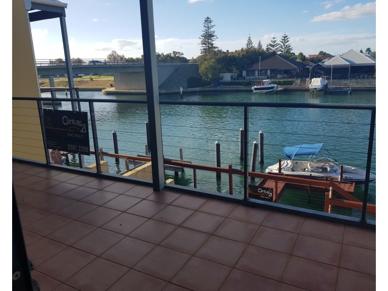 15/3 Piccolo Place, Halls Head WA 6210