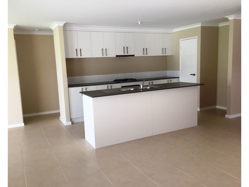 20 Gilroyd Way, Golden Bay WA 6174