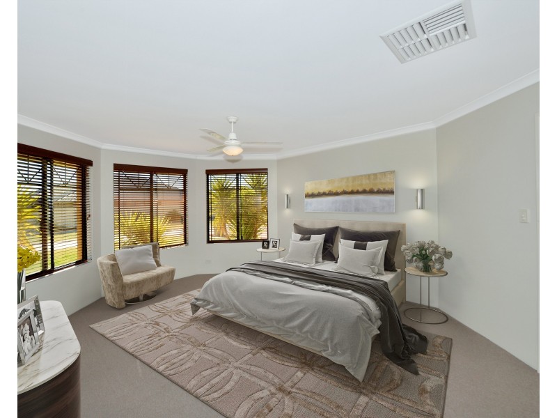 19 Rayner Promenade, Lakelands WA 6180
