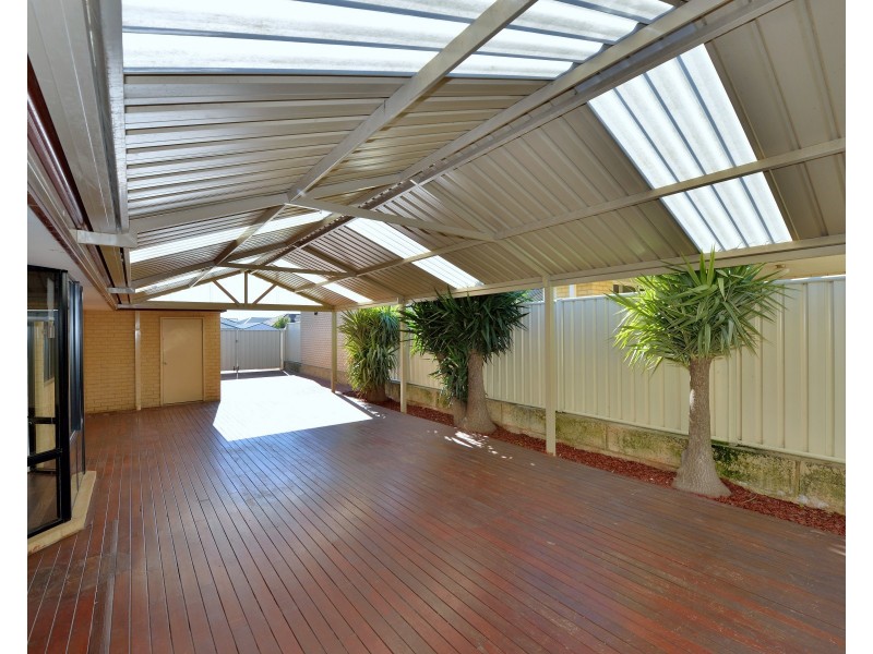 19 Rayner Promenade, Lakelands WA 6180