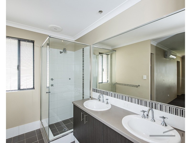 98 Hudson Drive, Dudley Park WA 6210