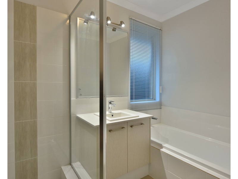 78 Bridgewater Boulevard, Erskine WA 6210