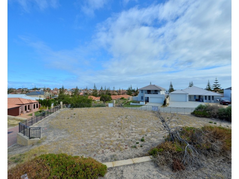 1 Mandjar Lane, Wannanup WA 6210