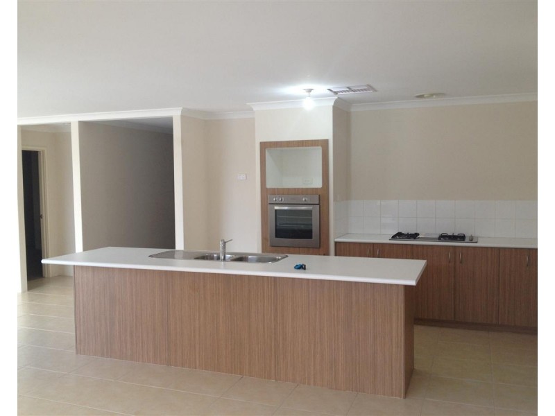 20 Menna Brace, Greenfields WA 6210