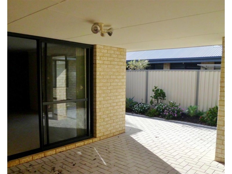 20 Menna Brace, Greenfields WA 6210