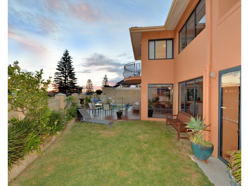 1 Storm Lane, Wannanup WA 6210
