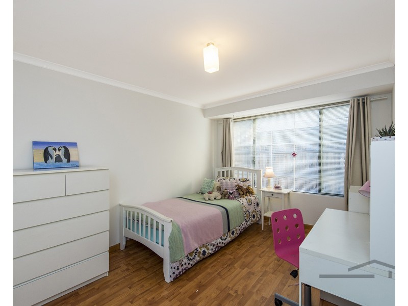 66 Carissa Turn, Halls Head WA 6210